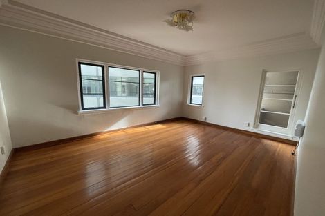 Photo of property in Westhaven Apartments, 11/127 Molesworth Street, Thorndon, Wellington, 6011