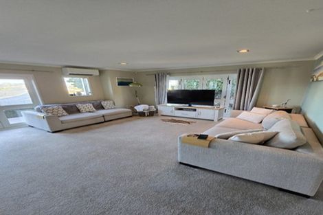 Photo of property in 11 Harwich Court, Gulf Harbour, Whangaparaoa, 0930