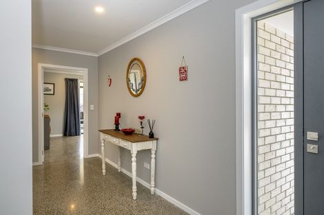 Photo of property in 21 Forbes Road, Foxton Beach, Foxton, 4815