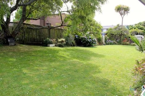 Photo of property in 5 Matuhi Rise, Henderson, Auckland, 0612