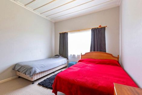 Photo of property in 90 George Street, Tuakau, 2121