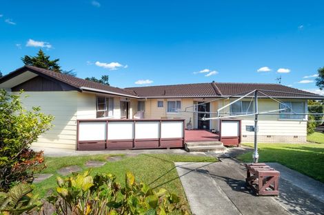 Photo of property in 6 Pankhurst Place, Sunnyvale, Auckland, 0612