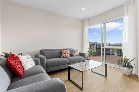 Photo of property in 41 Pohewa Road, Silverdale, 0932