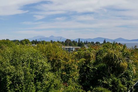 Photo of property in 27 Shepherd Road, Waipahihi, Taupo, 3330