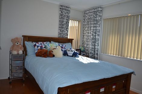 Photo of property in 8 Pohutukawa Place, Karaka, Papakura, 2113