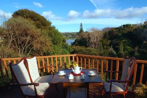 Photo of property in 24 Penryn Drive, Camborne, Porirua, 5026