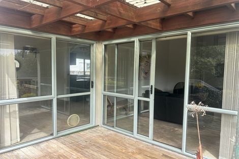 Photo of property in 90a Atkinson Road, Titirangi, Auckland, 0604