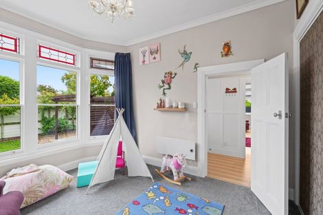 Photo of property in 12 Medway Street, Richmond, Christchurch, 8013