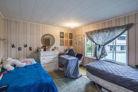 Photo of property in 6 Falla Street, Paraparaumu Beach, Paraparaumu, 5032