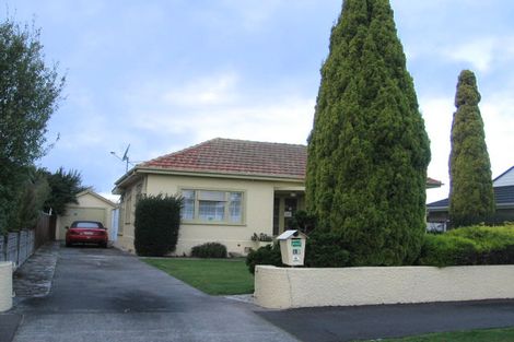 Photo of property in 19 Rangitira Avenue, Palmerston North, 4414