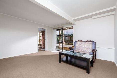Photo of property in 1/120 Archers Road, Glenfield, Auckland, 0629