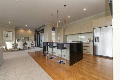 Photo of property in 265 Old North Road, Kumeu, 0892