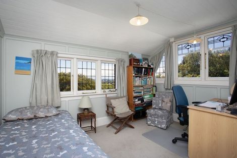 Photo of property in 82 Hackthorne Road, Cashmere, Christchurch, 8022