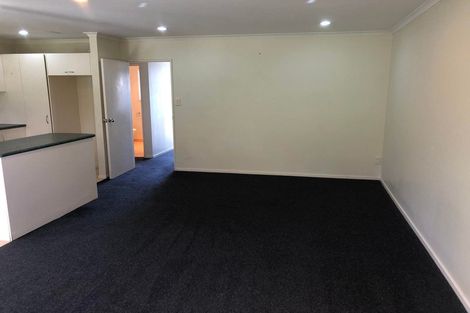 Photo of property in 17 Blumhardt Place, Avondale, Auckland, 1026