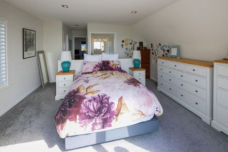 Photo of property in 7a Torkar Road, Clarks Beach, 2122