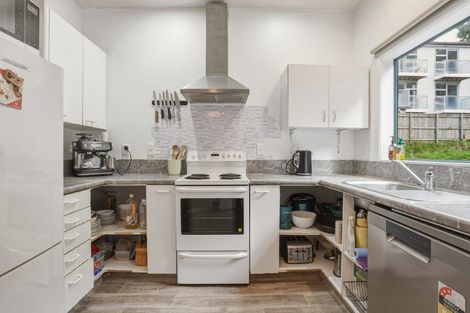 Photo of property in 88 Queen Street, North Dunedin, Dunedin, 9016