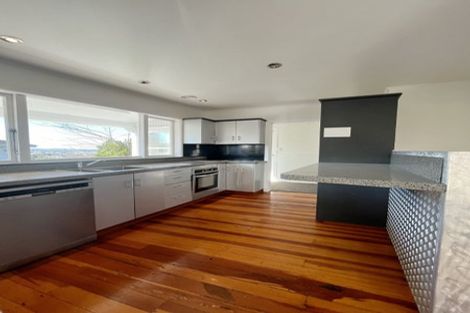 Photo of property in 242 Sturges Road, Henderson, Auckland, 0612