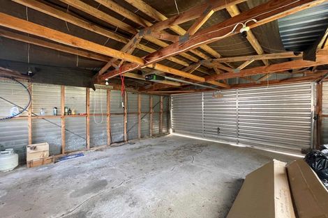 Photo of property in 17 Highland Park Drive, Highland Park, Auckland, 2010