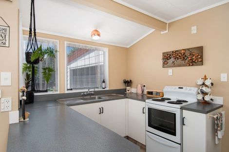Photo of property in 93a Welcome Bay Road, Welcome Bay, Tauranga, 3112