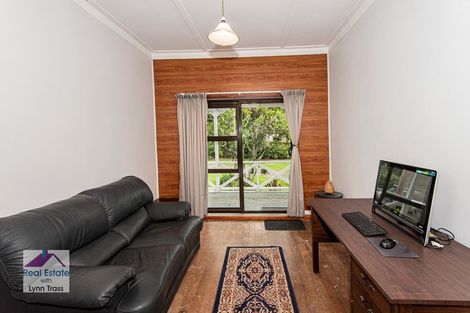 Photo of property in 9 Mountain View Road, Hikurangi, 0114