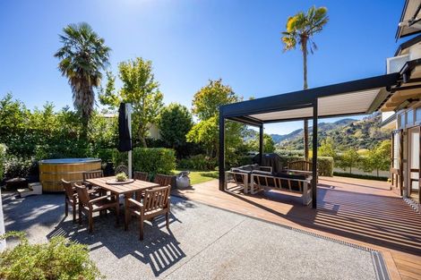 Photo of property in 66 Shelbourne Street, Nelson, 7010