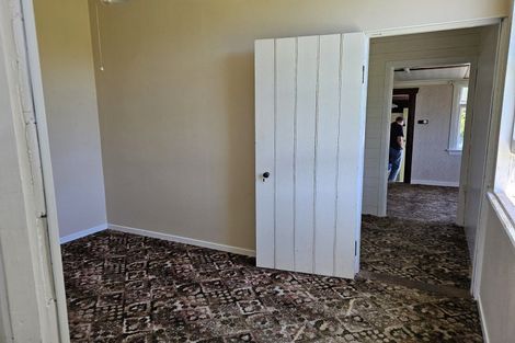 Photo of property in 52 Carthew Street, Okato, 4335