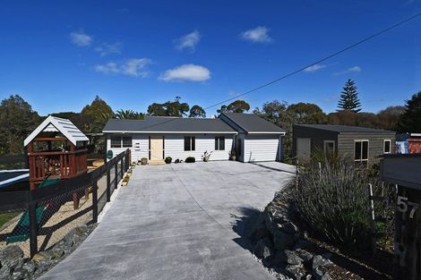 Photo of property in 57 Hauraki Road, Leigh, Warkworth, 0985