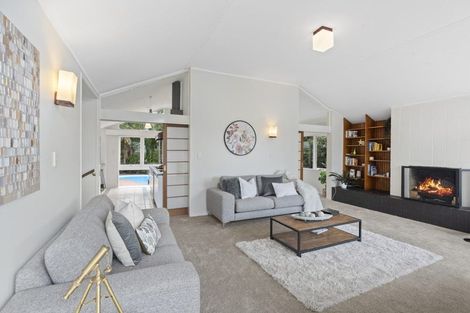 Photo of property in 21 Holland Road, Hillcrest, Auckland, 0627
