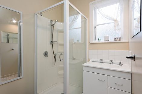 Photo of property in 1 Richmond Street, Blenheim, 7201