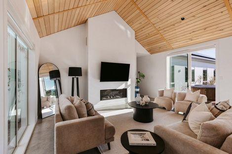 Photo of property in 30 Colpoma Close, Papamoa Beach, Papamoa, 3118