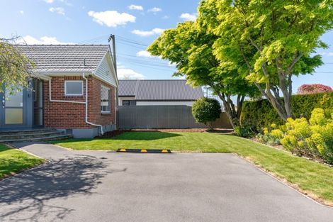 Photo of property in 106 Aorangi Road, Bryndwr, Christchurch, 8053