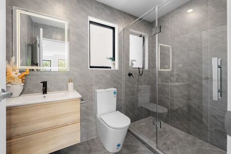 Photo of property in 101d Gossamer Drive, Pakuranga Heights, Auckland, 2010