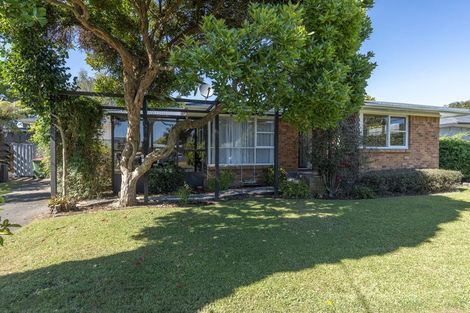 Photo of property in 9 Gerrand Place, Chedworth, Hamilton, 3210