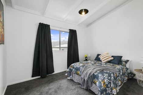 Photo of property in 149a George Street, Stokes Valley, Lower Hutt, 5019