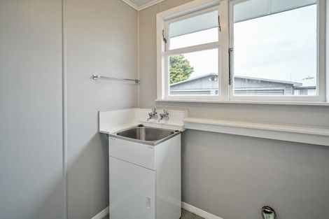 Photo of property in 33 Liverpool Crescent, Flaxmere, Hastings, 4120