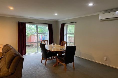 Photo of property in 360 Yaldhurst Road, Russley, Christchurch, 8042