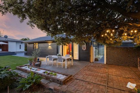 Photo of property in 70 Grahams Road, Burnside, Christchurch, 8041