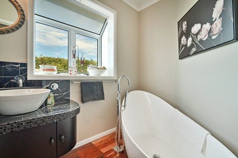 Photo of property in 72 Raupare Road, Twyford, Hastings, 4175