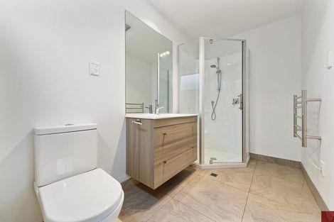 Photo of property in 9 Tapuwae Way, Mangere Bridge, Auckland, 2022