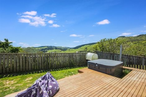 Photo of property in 6 Tobago Crescent, Grenada North, Wellington, 5028