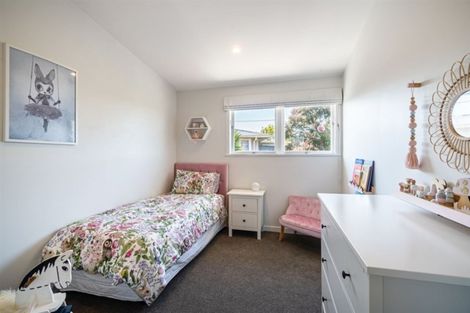 Photo of property in 120 Methuen Road, New Windsor, Auckland, 0600