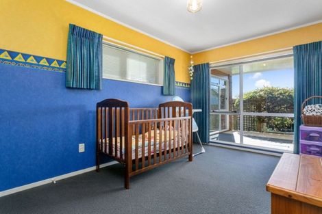 Photo of property in 321 Shakespeare Street, Leamington, Cambridge, 3432