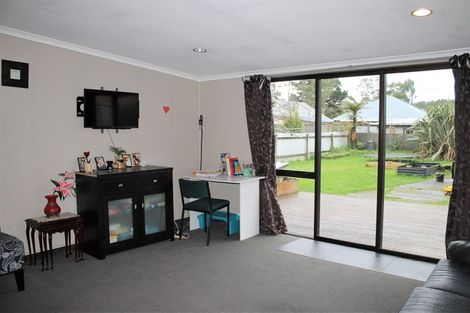 Photo of property in 32 Inverness Street, Dunollie, Runanga, 7803