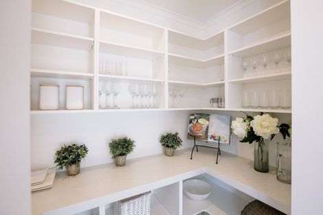 Photo of property in 16 Bridget Court, Red Beach, 0932