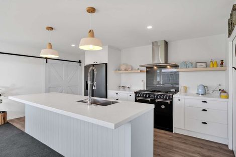 Photo of property in 2 Upham Way, Amberley, 7410