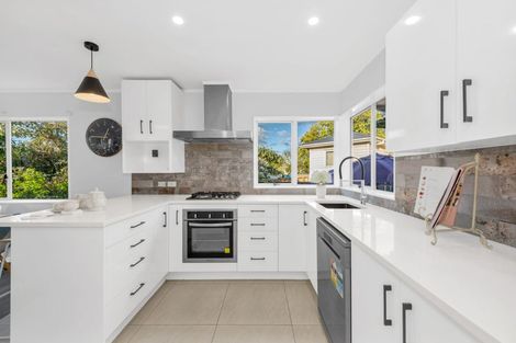Photo of property in 21 Oreti Place, Clover Park, Auckland, 2019