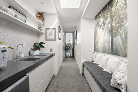 Photo of property in 6 Caldwell Lane, Lake Hayes, Queenstown, 9371