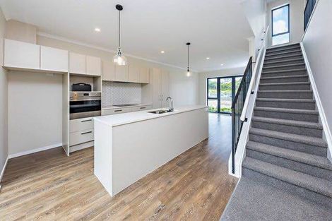 Photo of property in 42 Mangahoe Road, Mount Wellington, Auckland, 1062