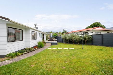 Photo of property in 198 Newcastle Road, Nawton, Hamilton, 3200