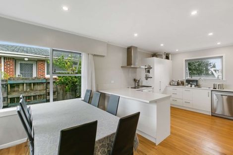 Photo of property in 16 Springfield Crescent, Enderley, Hamilton, 3214